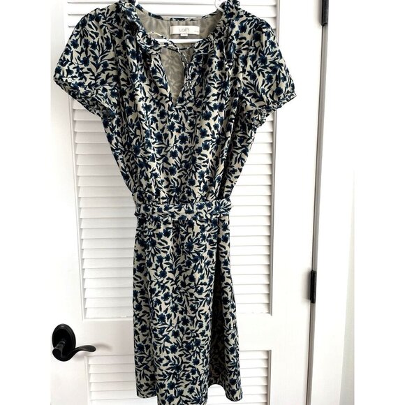 Loft Navy Blue and Stone Floral Short Sleeve Dress with Tie and Ruffels Sz MP - Picture 1 of 9